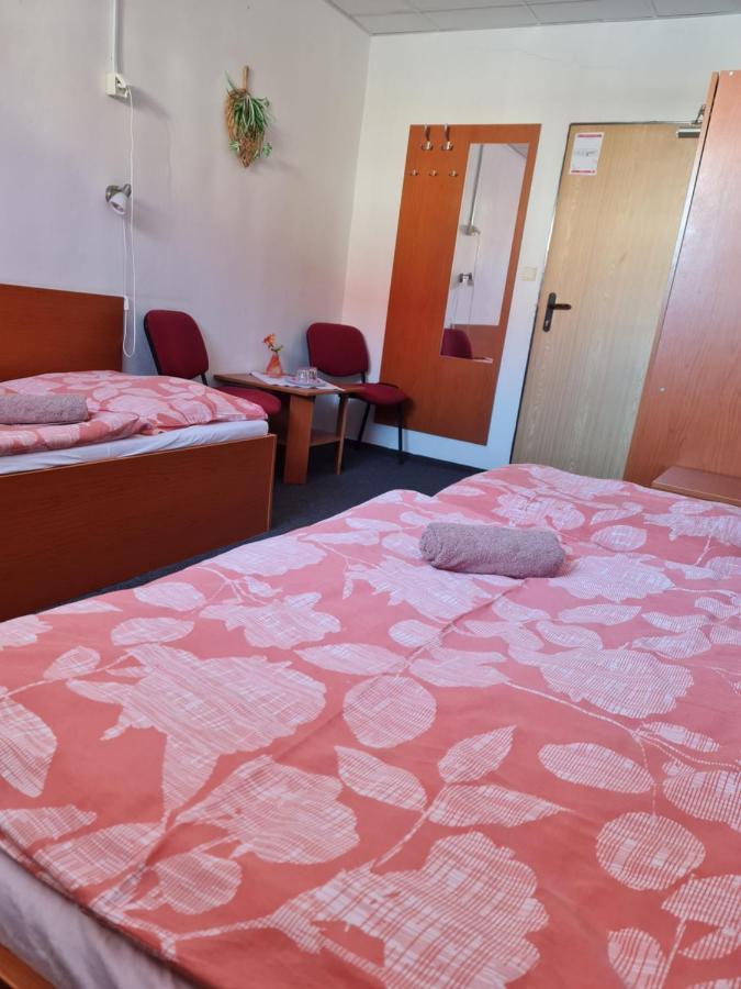 Penzion Olympia Bańska Bystrzyca Zewnętrze zdjęcie